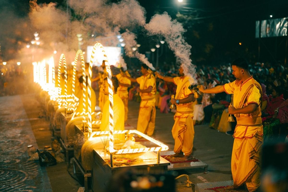 Ganga aarti at Haridwar before the Do Dham Yatra