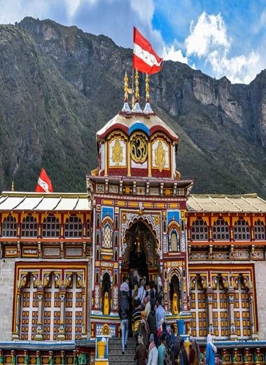 Taxi Service & Tempo Traveller on Rent in Noida - Mithila Travels